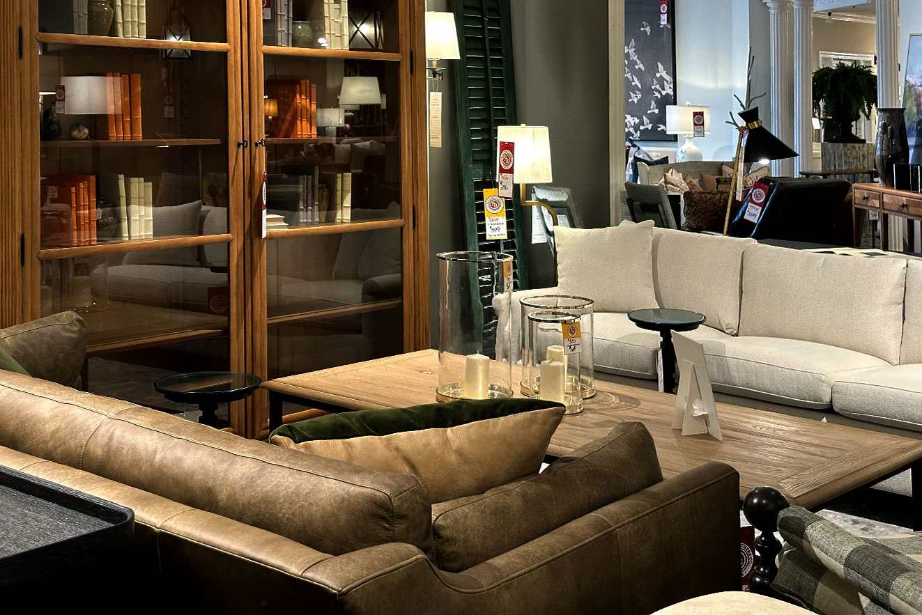 Buying Furniture Online VS. Buying from Showrooms